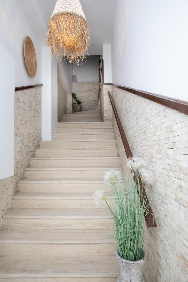 Artemis Suite Agia Marina  Exterior foto